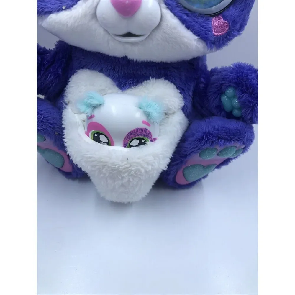 Peek interactive roo